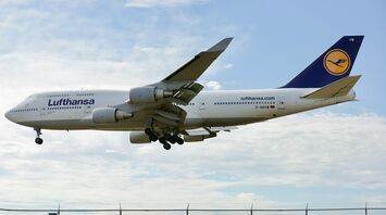 Lufthansa Boeing 747 aircraft landing at Munich Airport