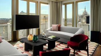 Tivoli President Milano Presidential Suite living room with Duomo views