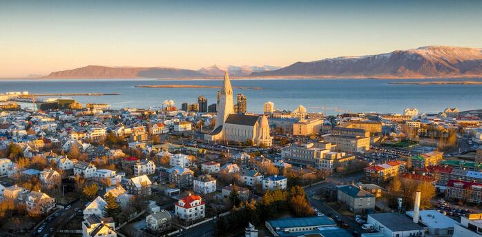 Reykjavik skyline with Hallgrímskirkja, the bay and mountains