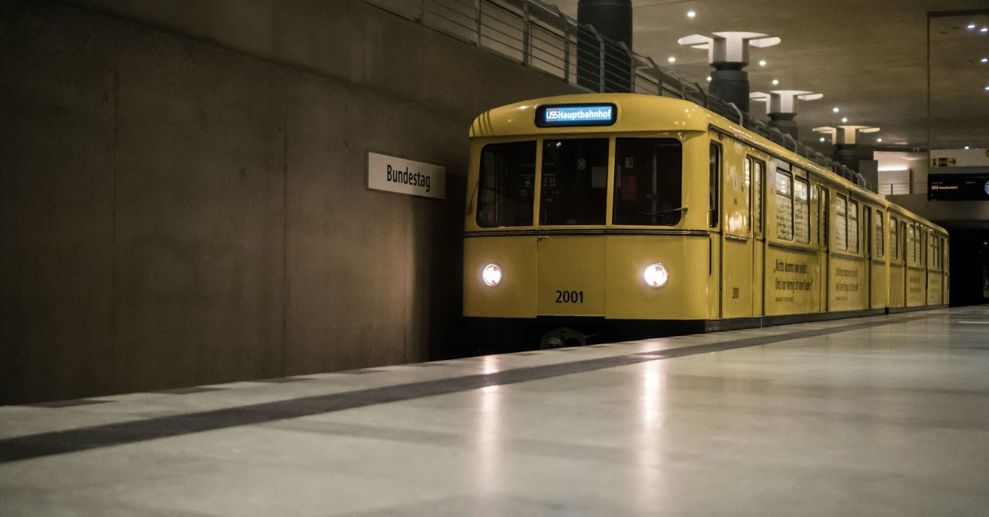 Berlin U-Bahn train at Bundestag underground station platform
