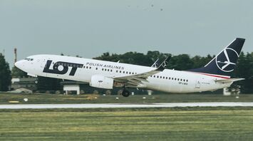 LOT Polish Airlines Boeing 737 MAX 8 taking off