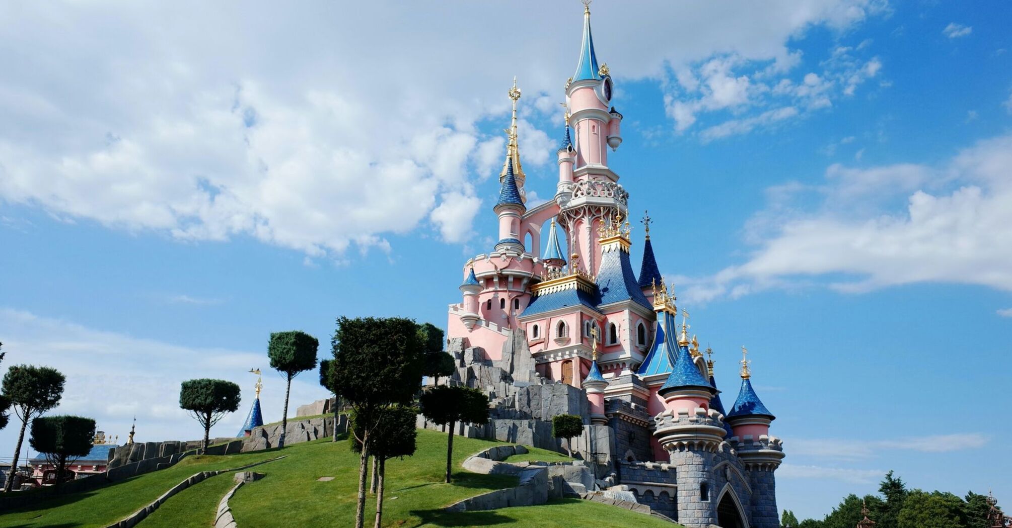 Disneyland Paris Sleeping Beauty Castle in the park