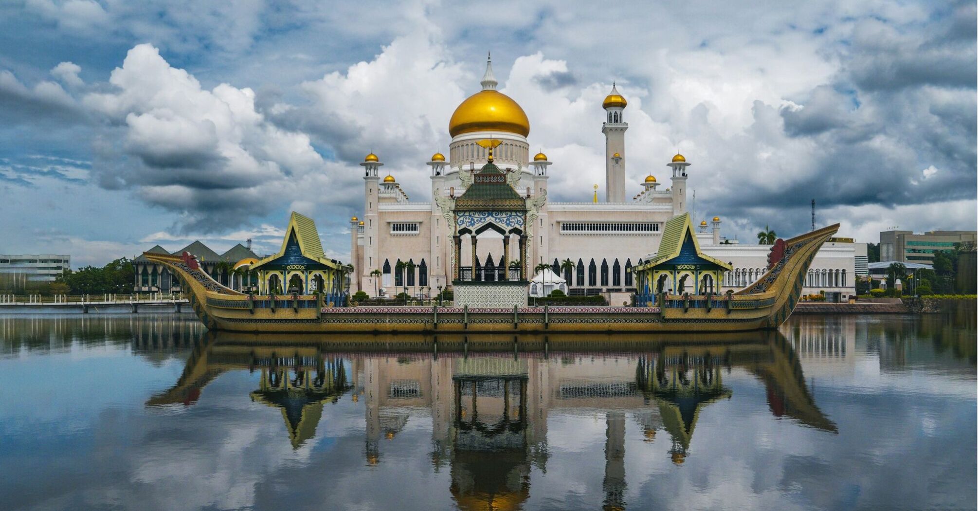 Sultan Omar Ali Saifuddien Mosque reflected in lagoon in Brunei