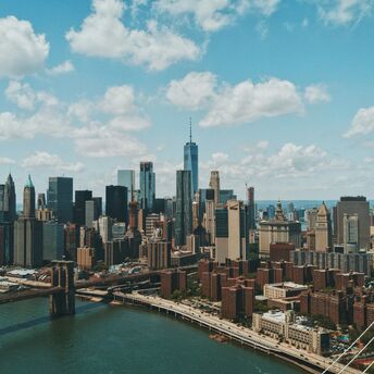 New York skyline with Manhattan bridges and One World Trade Center