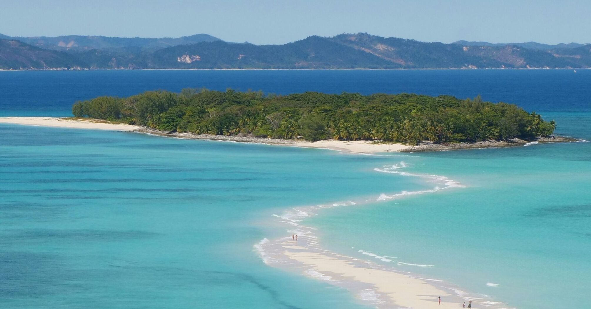 Nosy Be island sandbank and turquoise ocean view