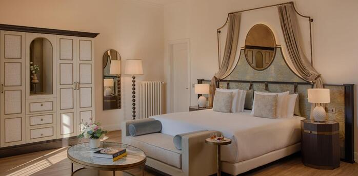 Elegant guest room at Porta Rossa Hotel Firenze in Florence