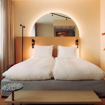 Compact Scandic Go room with twin beds in Finland