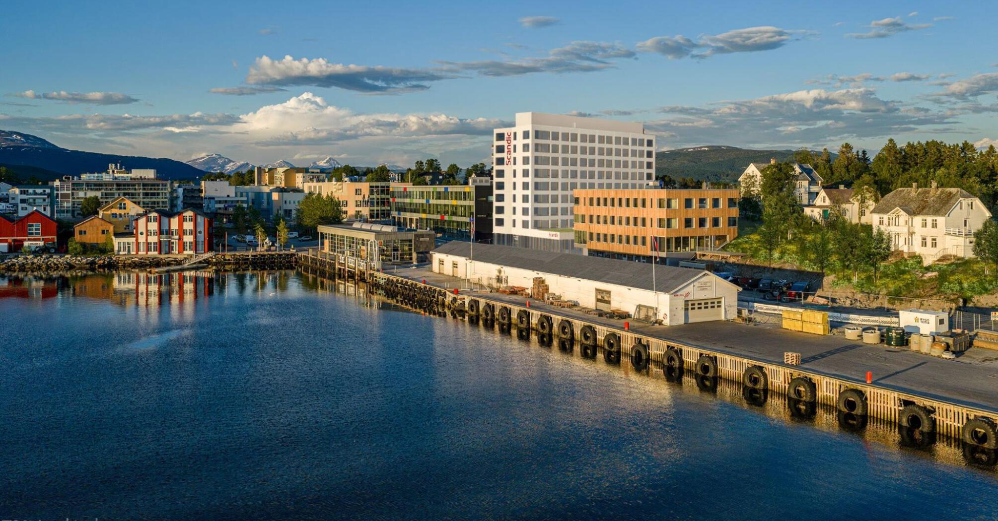 Scandic Finnsnes hotel rendering beside the waterfront