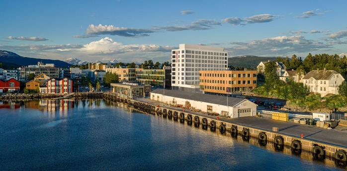Scandic Finnsnes hotel rendering beside the waterfront