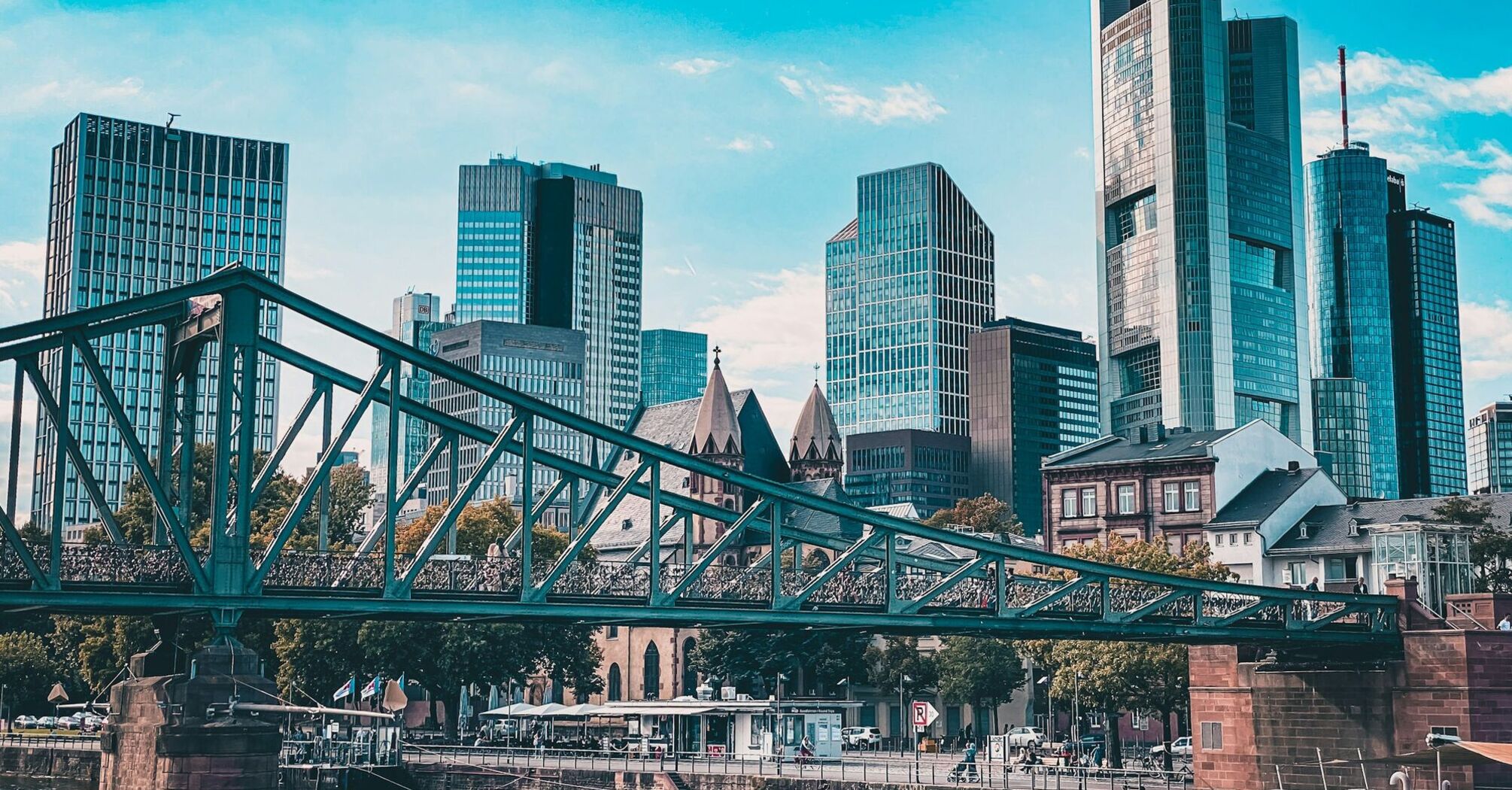 Frankfurt skyline across the River Mai