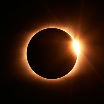 Total solar eclipse with a bright diamond-ring effect