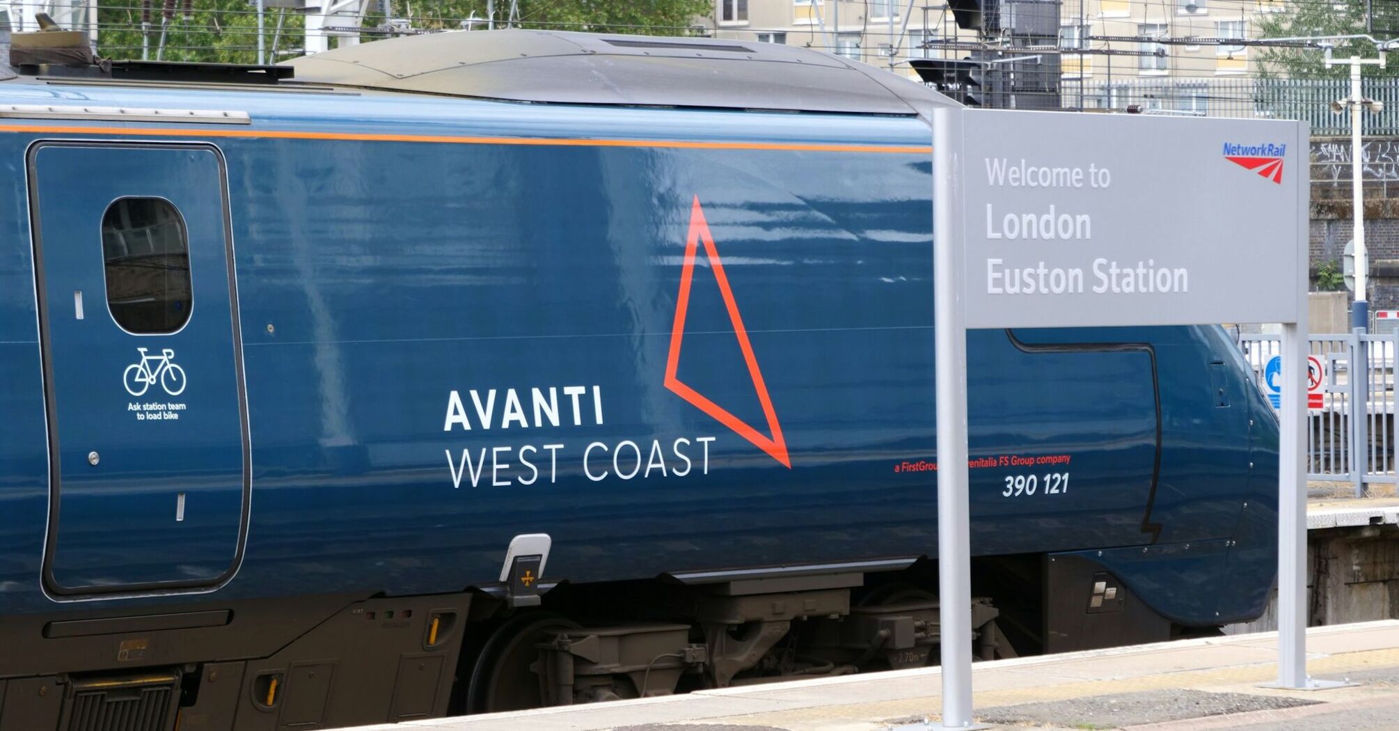 Avanti West Coast train at London Euston