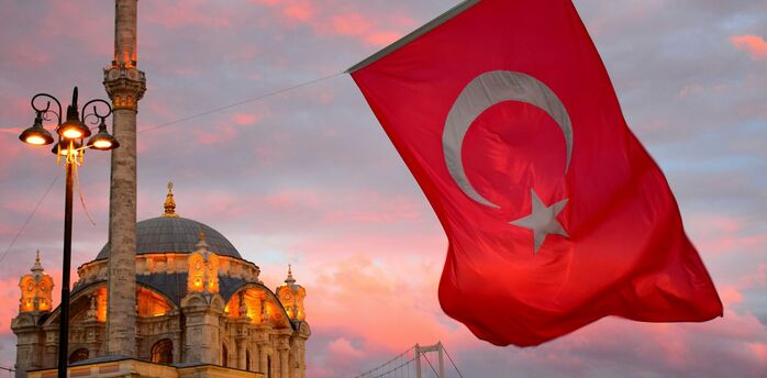 Turkish flag beside a mosque in Istanbul