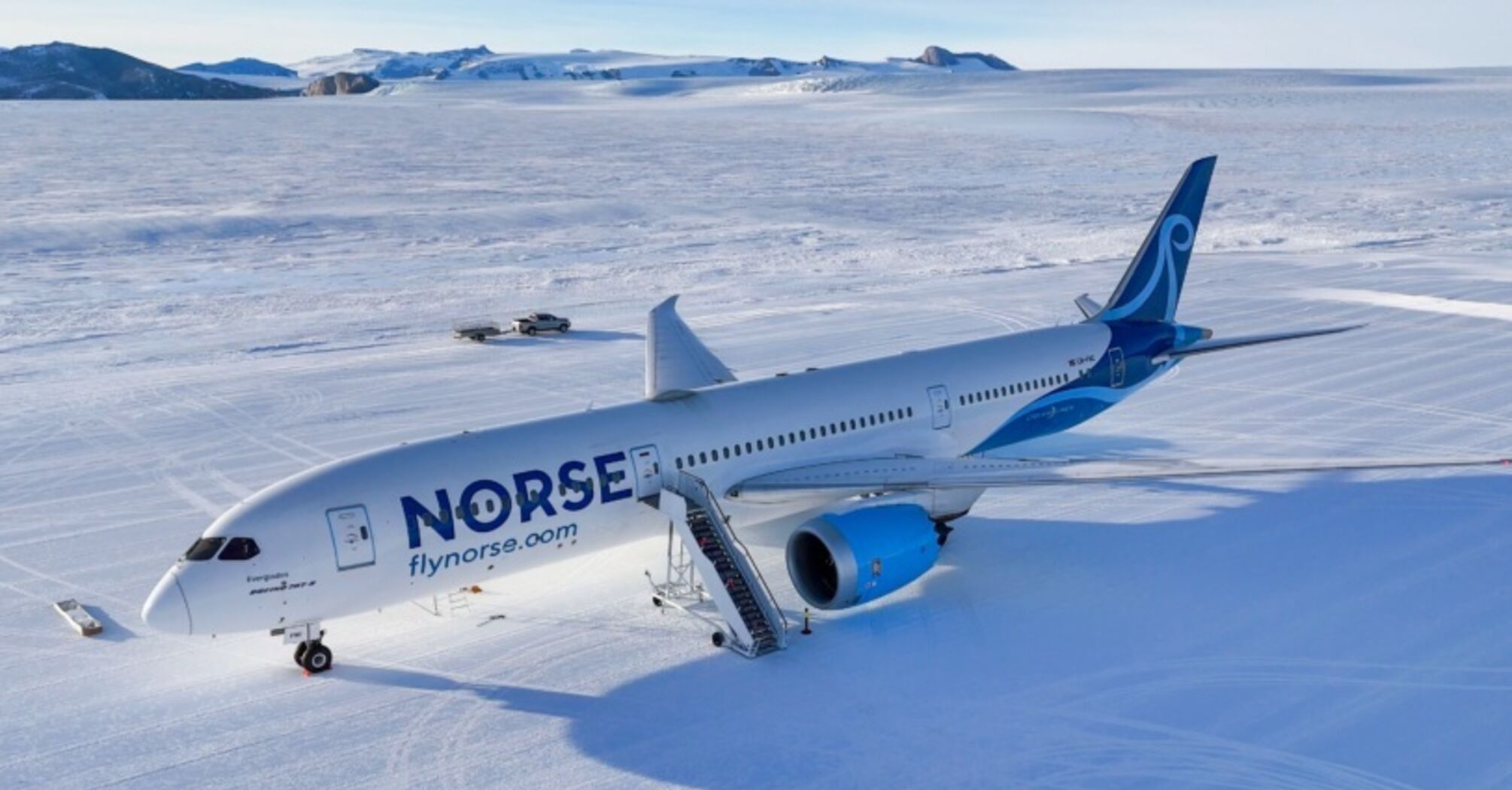 Norse Atlantic Boeing 787-9 on snowy runway