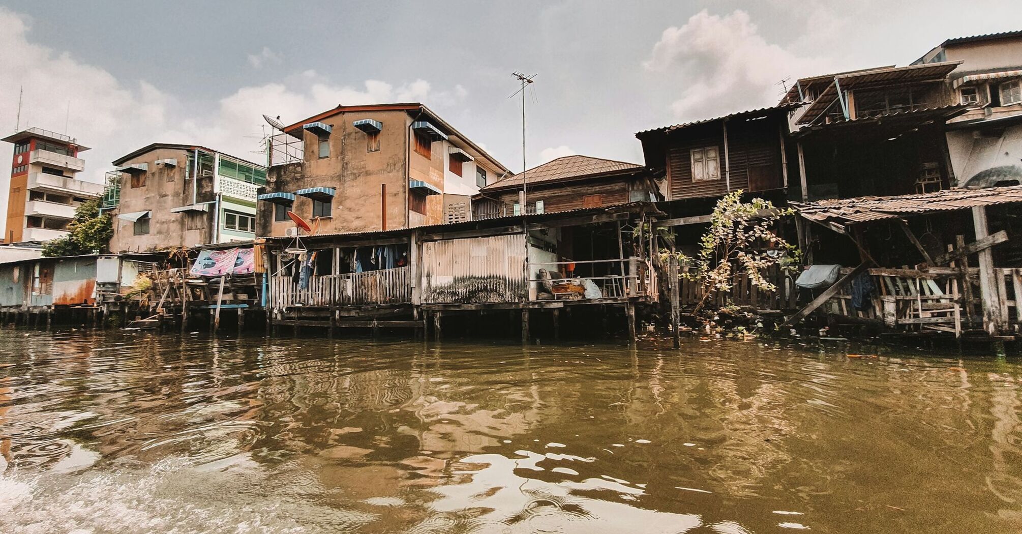 Canal-side homes in Bangkok